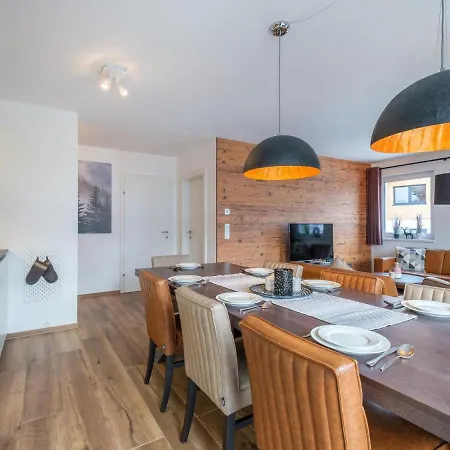 Werfenblick Und Bergblick * Werfenweng