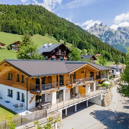 Werfenblick Und Bergblick Werfenweng